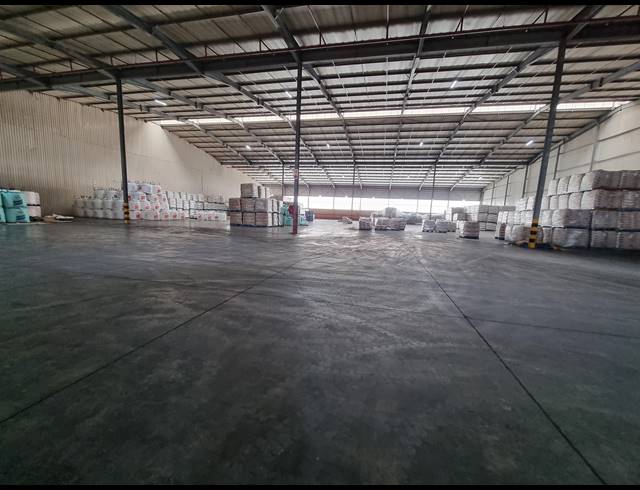 10,614M² WAREHOUSE TO LET IN MOBENI